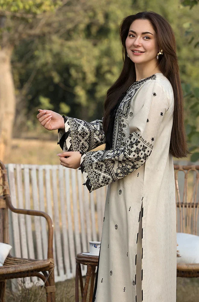 RF13246 unstitched 3-PC Lawn