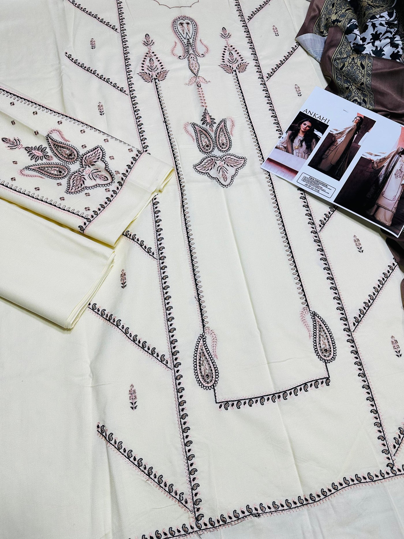 WINTER COLLECTION DHANAK EMBROIDERY 3PC