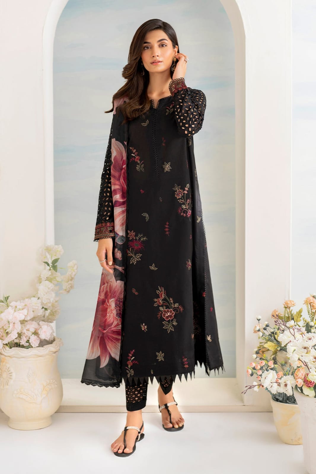 Embroidery Dhanak B_04